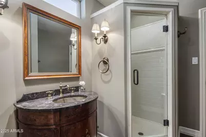 516 W Lawrence Road, Phoenix, AZ 85013 - Photo 33