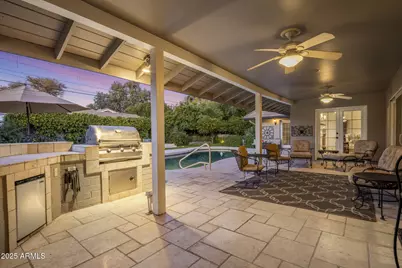 516 W Lawrence Road, Phoenix, AZ 85013 - Photo 37