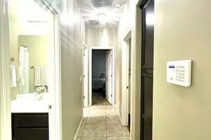 9368 W Sweetwater Dr, Peoria, AZ 85381 - Photo 19