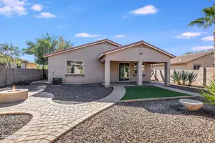 17366 W Fetlock Trail, Surprise, AZ 85387 - Photo 15