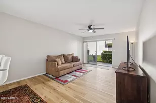 4610 N 68th St, Scottsdale, AZ 85251 - Photo 9