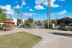 4610 N 68th St, Scottsdale, AZ 85251 - Photo 21