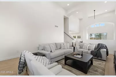 1910 S Portland Avenue, Gilbert, AZ 85295 - Photo 3