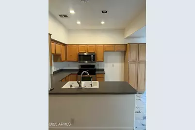 15761 N 77th Avenue, Peoria, AZ 85382 - Photo 3