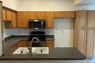 15761 N 77th Ave, Peoria, AZ 85382 - Photo 3