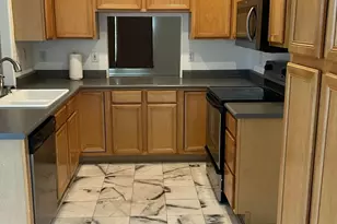 15761 N 77th Ave, Peoria, AZ 85382 - Photo 1