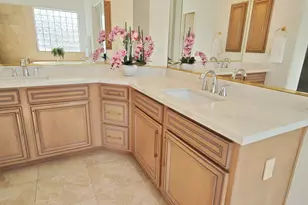 136 E Desert Wind Dr, Phoenix, AZ 85048 - Photo 33