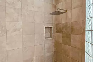 136 E Desert Wind Dr, Phoenix, AZ 85048 - Photo 33