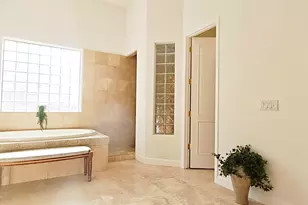 136 E Desert Wind Dr, Phoenix, AZ 85048 - Photo 31