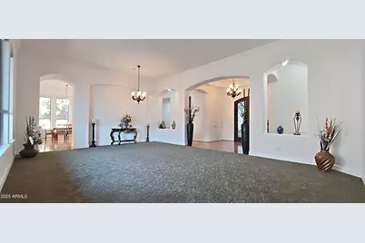 136 E Desert Wind Drive, Phoenix, AZ 85048 - Photo 25