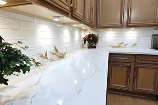 136 E Desert Wind Dr, Phoenix, AZ 85048 - Photo 7