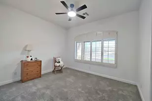 136 E Desert Wind Dr, Phoenix, AZ 85048 - Photo 43