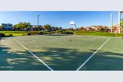 2548 S Betty Street, Gilbert, AZ 85295 - Photo 33