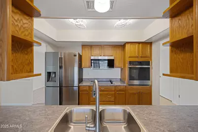 5032 W Morten Avenue, Glendale, AZ 85301 - Photo 17