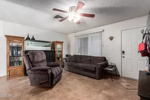 7137 W Mercer Ln, Peoria, AZ 85345 - Photo 7