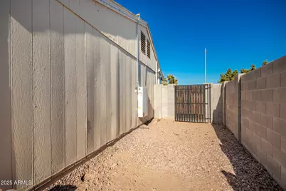 7137 W Mercer Lane, Peoria, AZ 85345 - Photo 25