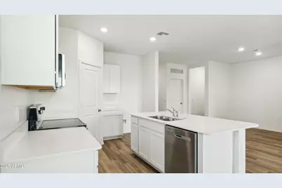 25539 N 183rd Drive, Wittmann, AZ 85361 - Photo 7