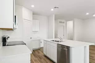 25539 N 183rd Dr, Wittmann, AZ 85361 - Photo 7