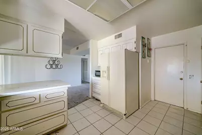 15658 N Lakeforest Drive, Sun City, AZ 85351 - Photo 5