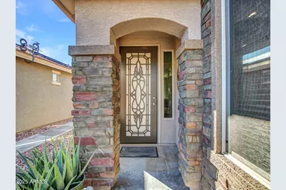 22585 W Moonlight Path, Buckeye, AZ 85326 - Photo 5