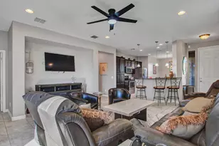 22585 W Moonlight Path, Buckeye, AZ 85326 - Photo 9