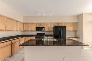 2892 W Gail Dr, Chandler, AZ 85224 - Photo 15