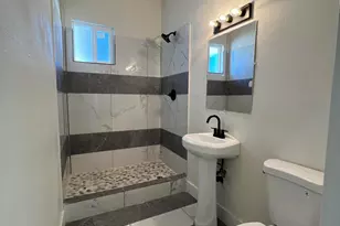 315 E Carol Ave, Phoenix, AZ 85020 - Photo 11