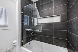 6829 E Almeria Rd, Scottsdale, AZ 85257 - Photo 21