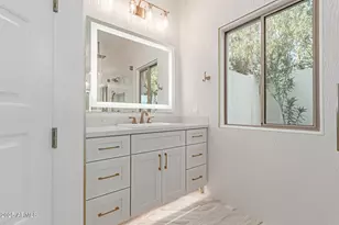 8713 N 80th Pl, Scottsdale, AZ 85258 - Photo 21