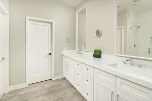 8918 E Maple Dr, Scottsdale, AZ 85255 - Photo 9