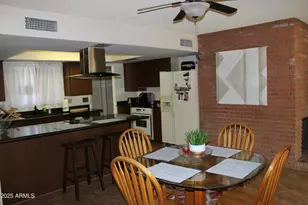 221 E Ellis Dr, Tempe, AZ 85282 - Photo 5