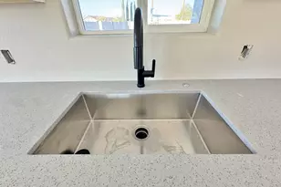 3910 N Mateo Dr, Eloy, AZ 85131 - Photo 9