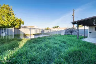 3714 W Echo Ln, Phoenix, AZ 85051 - Photo 25