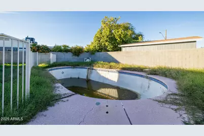 3714 W Echo Lane, Phoenix, AZ 85051 - Photo 23