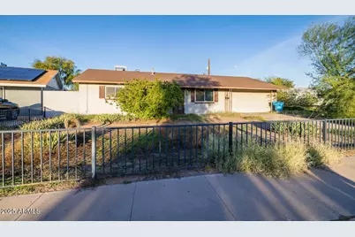 3714 W Echo Lane, Phoenix, AZ 85051 - Photo 3