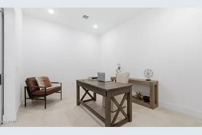 663 E Grayling Road, San Tan Valley, AZ 85140 - Photo 11