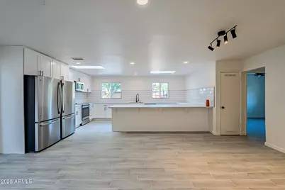 2028 S College Avenue, Tempe, AZ 85282 - Photo 7