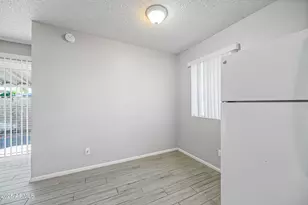 3445 E Earll Dr, Phoenix, AZ 85018 - Photo 9