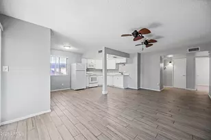 3445 E Earll Dr, Phoenix, AZ 85018 - Photo 5