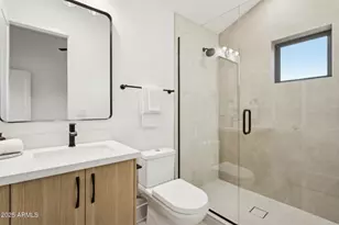 6330 N 10th Dr, Phoenix, AZ 85013 - Photo 31