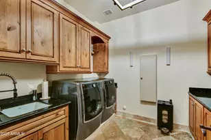 6941 E Flat Iron Ct, Gold Canyon, AZ 85118 - Photo 35