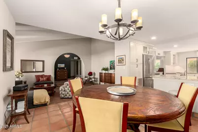 6739 E Hearn Road, Scottsdale, AZ 85254 - Photo 9