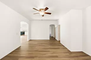 43497 W Kimberly St, Maricopa, AZ 85138 - Photo 17