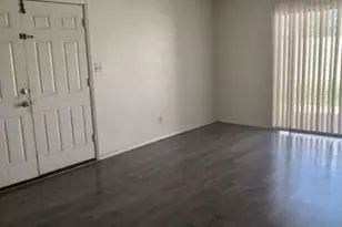 8112 N 32nd Dr, Phoenix, AZ 85051 - Photo 3