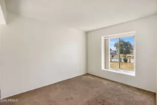 8112 N 32nd Dr, Phoenix, AZ 85051 - Photo 9