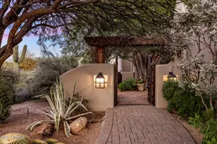 8300 E Dixileta Dr, Scottsdale, AZ 85266 - Photo 11