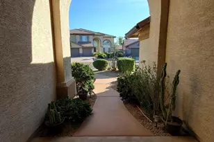 2466 W Shannon St, Chandler, AZ 85224 - Photo 5