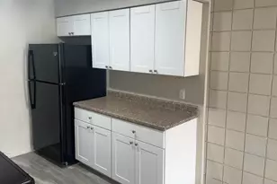 2034 W Cactus Rd, Phoenix, AZ 85029 - Photo 3