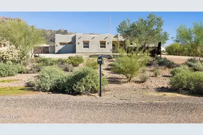 103 S Sixshooter Road S, Apache Junction, AZ 85119 - Photo 5