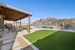103 S Sixshooter Road S, Apache Junction, AZ 85119 - Photo 1